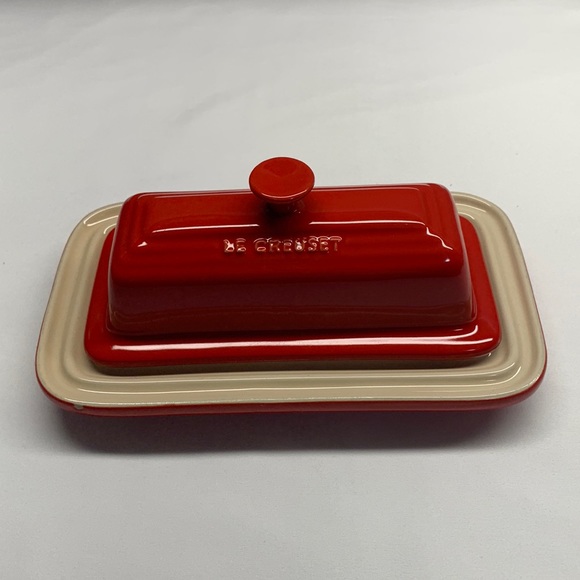 Le Creuset Kitchen Le Creuset Butter Dish Colour Red Poshmark
